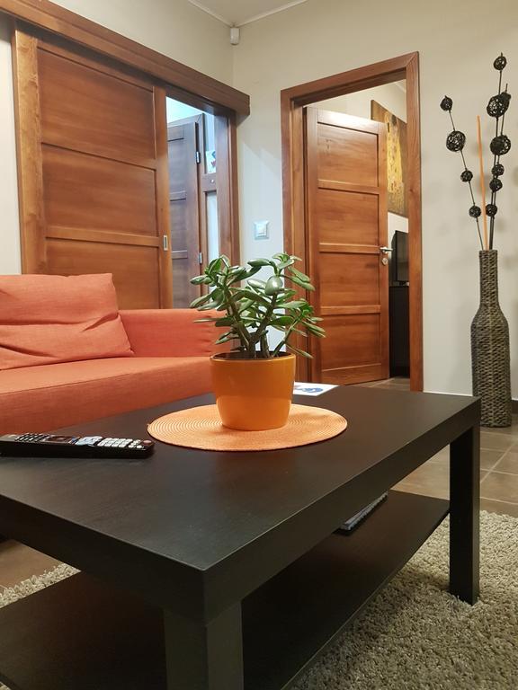 Mgtels Apartman - With Private Parking Будапеща Екстериор снимка